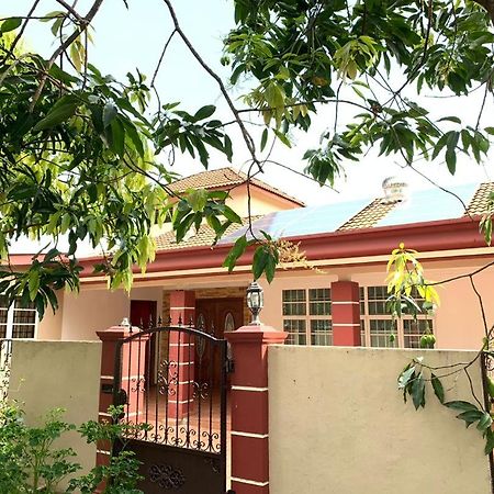 Villa Ctzee Malacca Extérieur photo