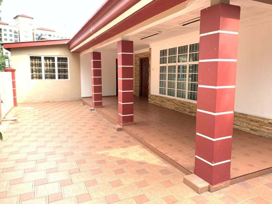 Villa Ctzee Malacca Extérieur photo