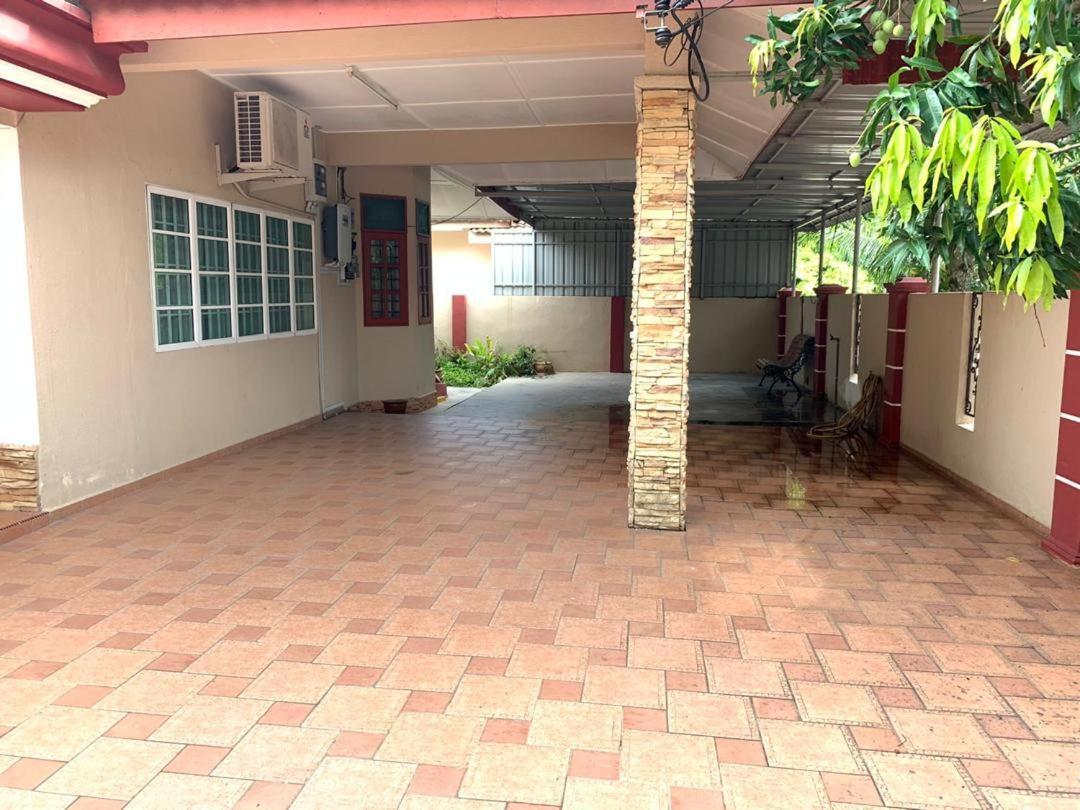 Villa Ctzee Malacca Extérieur photo